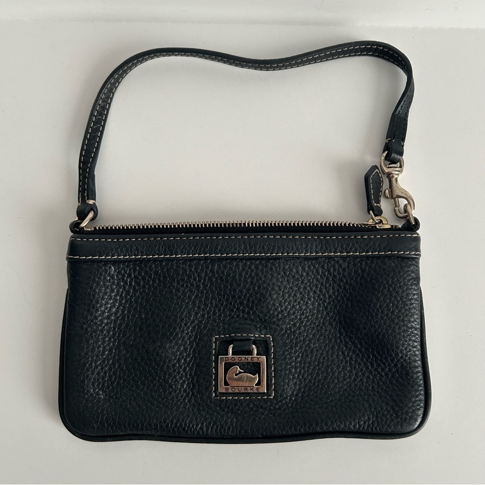 Vintage Dooney & Bourke Pebbled Leather Wristlet - Picture 1 of 7